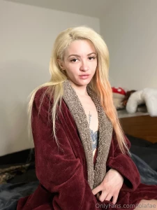 Wanna see what s under the robe part 1