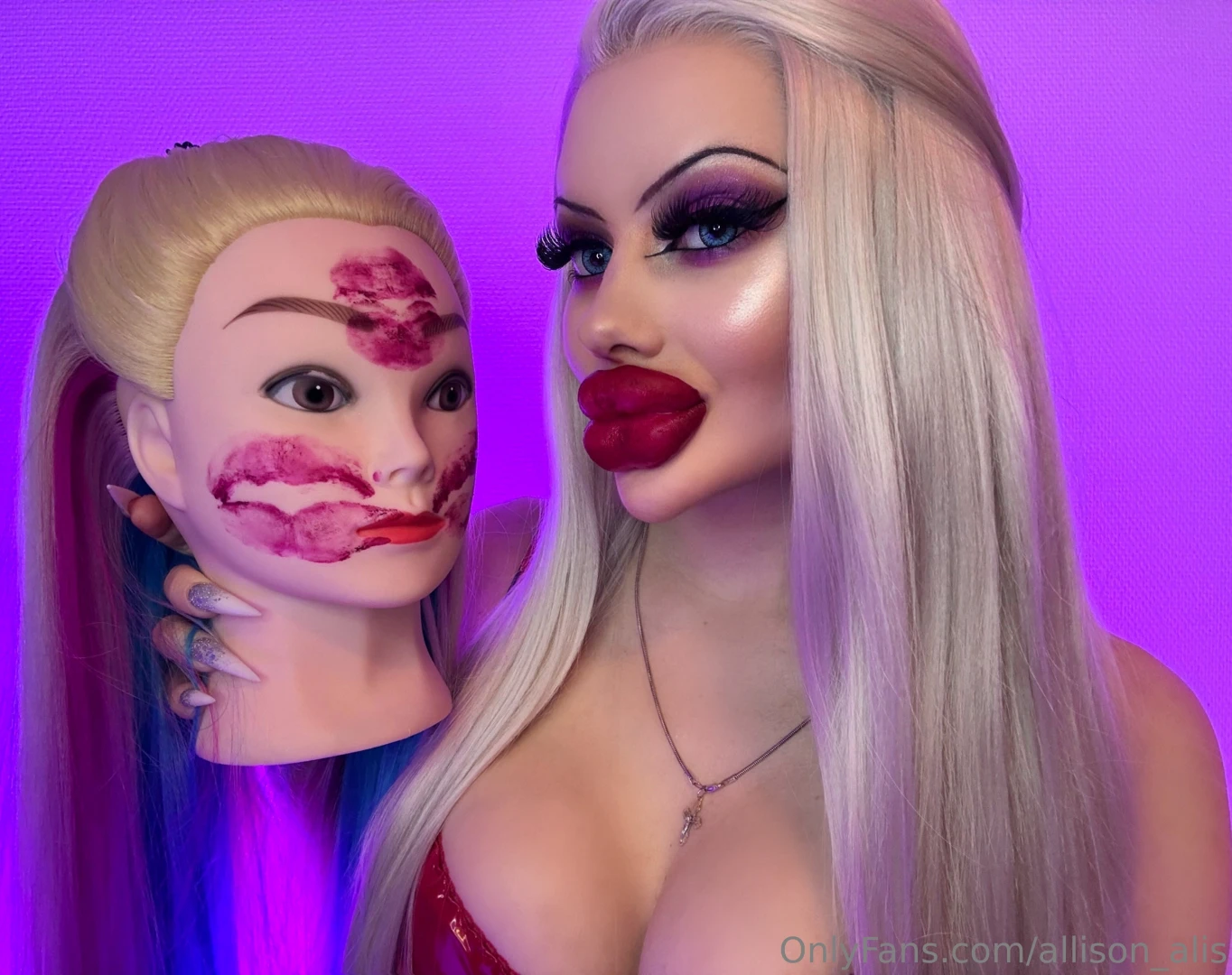 Passionately kissing and licking the doll with lots of drool lips 