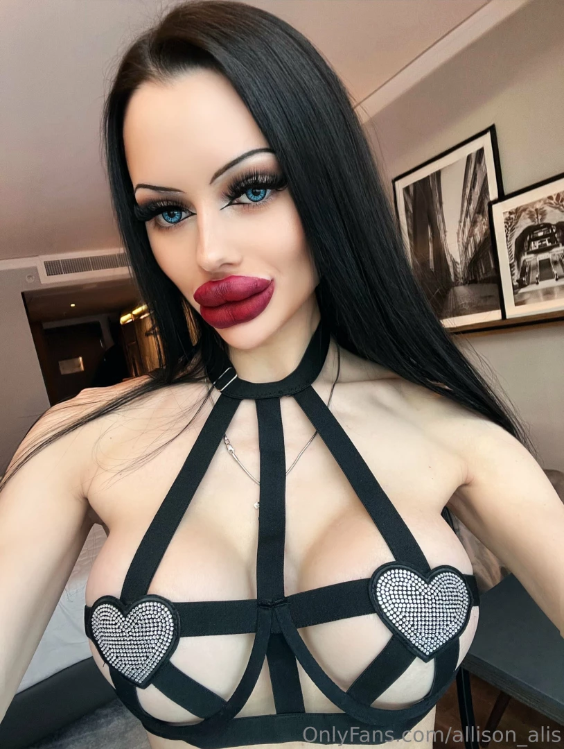 Red swollen lips isn t they perfect 