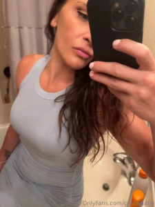 Summer is wrapping up i m thinking of doing a photo shoot around the