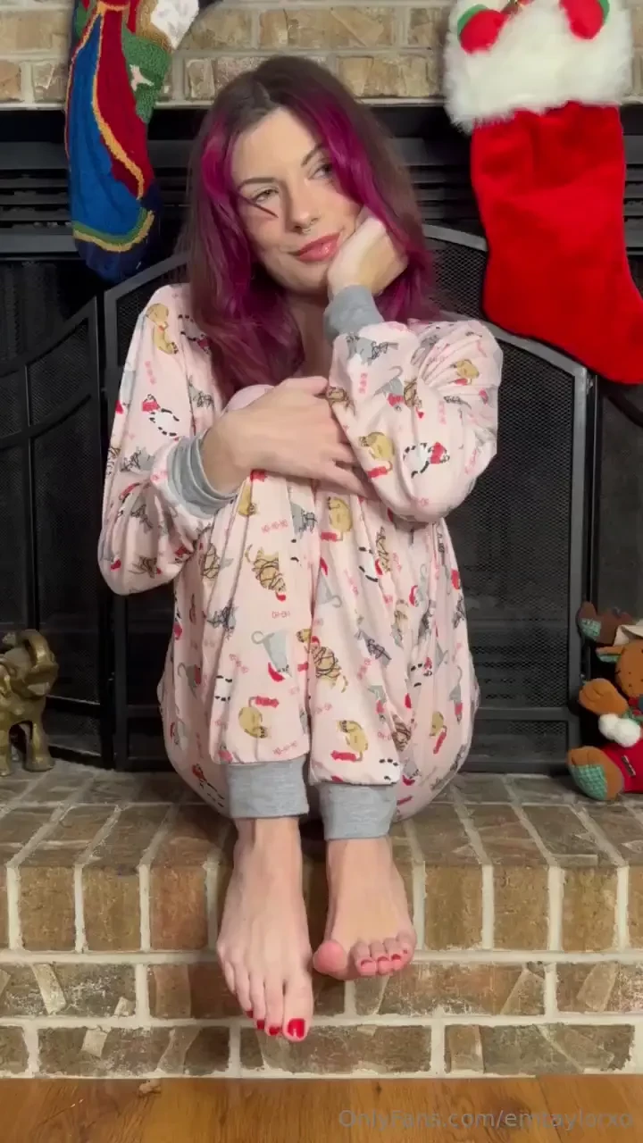 Can we wear matching christmas pj s while you worship my perfect feet 