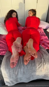 The aftermath of when me and hang10toess let super_soles fuck all four part 27