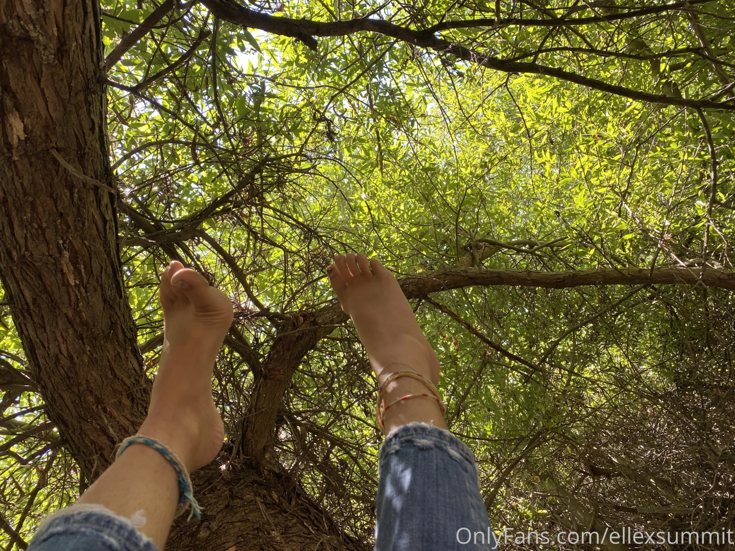 Where are my foot freaks i went on a hike into this really beautiful part 5 