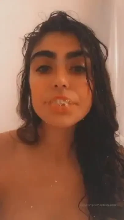 Quick clip of me playing w my spit tip if you want to lick it up 