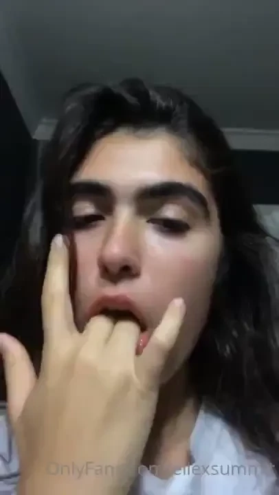 You like seeing me drool all over the place huh too bad i ll never be 