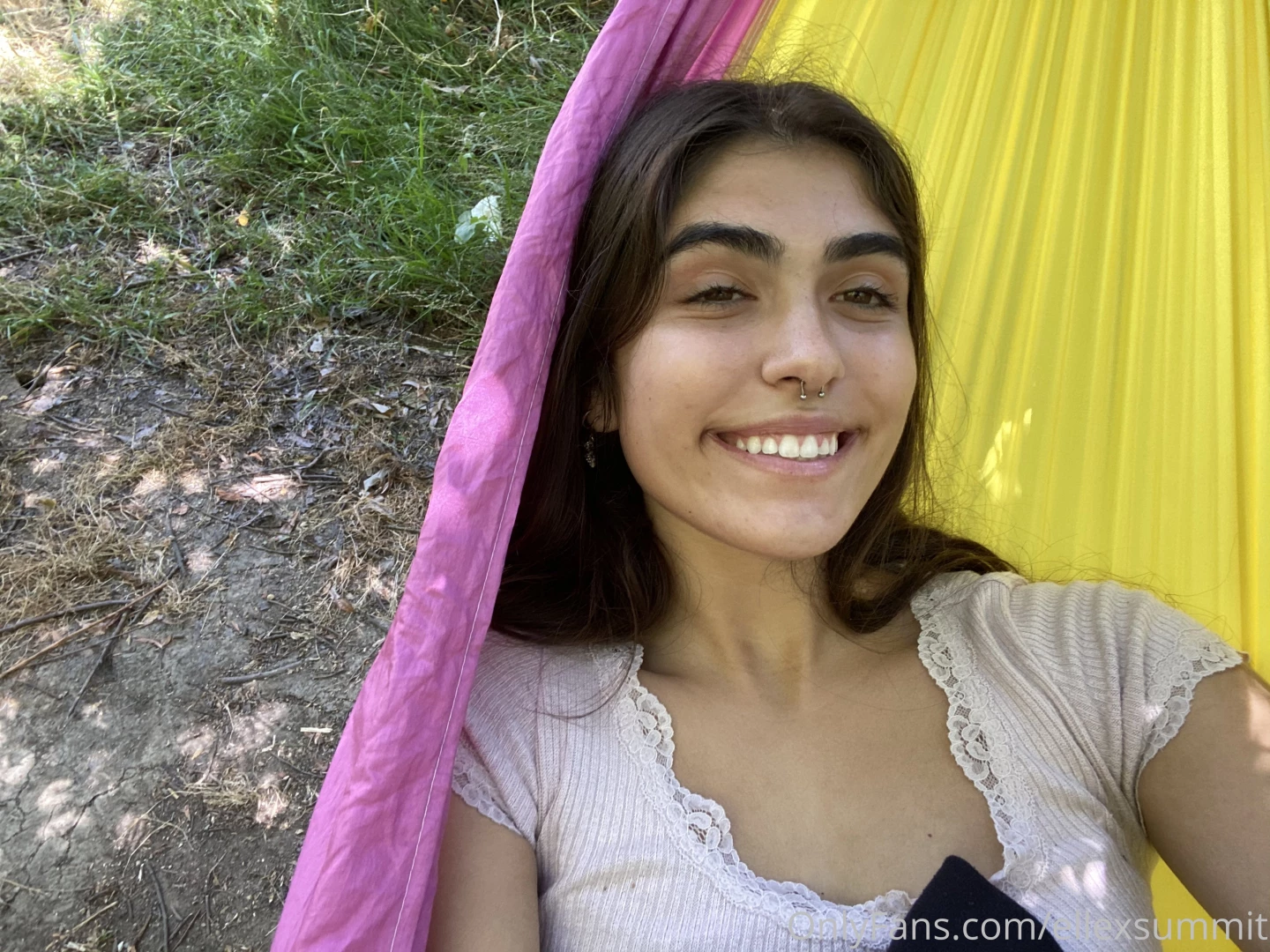 Some selfies i think my smile is actually decent and i ve noticed that part 3 