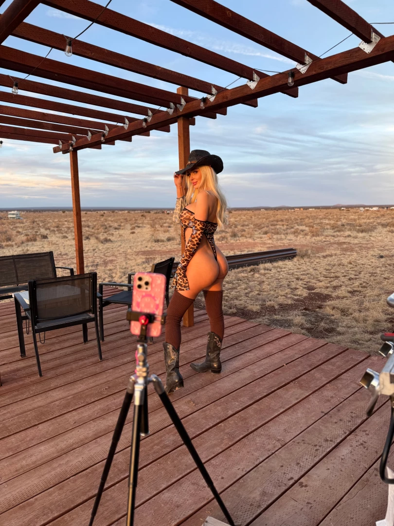 Yeeeehaw i love making new content for yall 