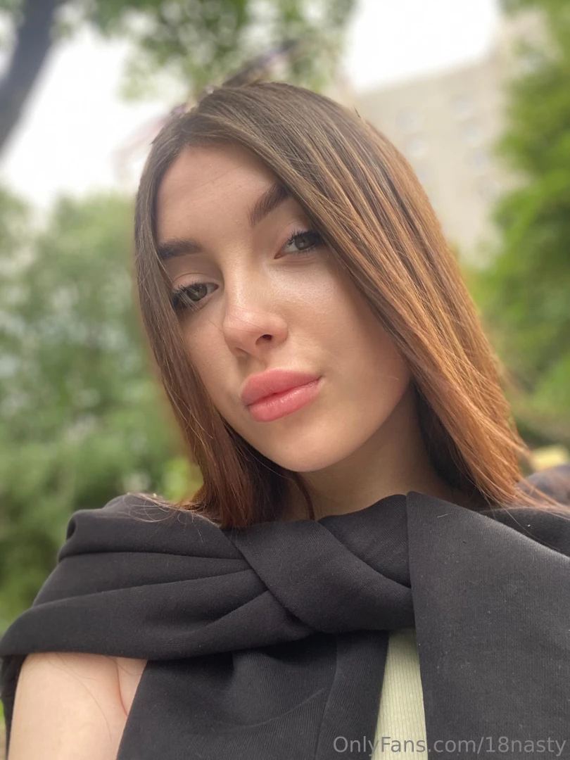 Hot day for a hot girl 