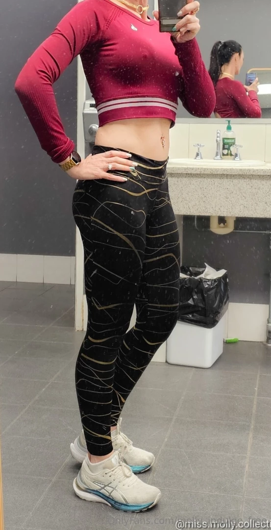 For those of you with a gym fetish i m not allowed to wear a bra to part 3 