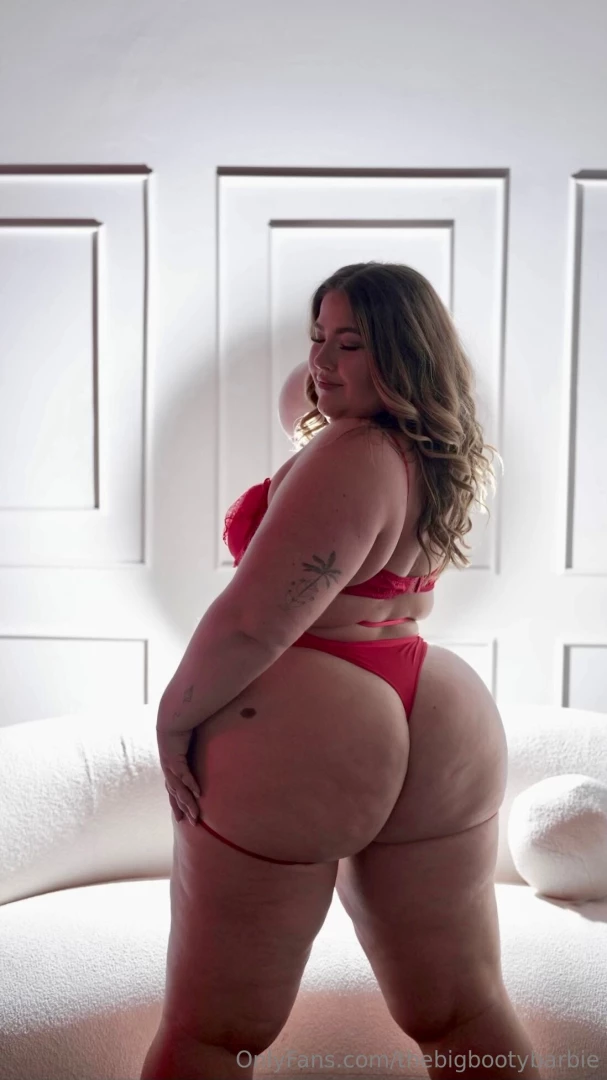 Thebigbootybarbie part 3 