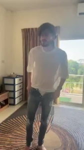 Doing some improv singing to a smooth beat on the tv behind me and i