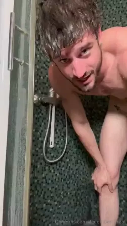 Well here it is this is me shaving and explaining everything i m doing 