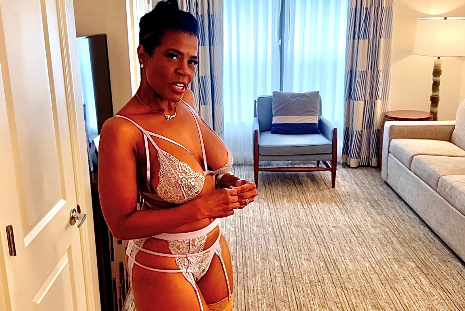 New scene alert raven swallowz leading me over to the couch where she 