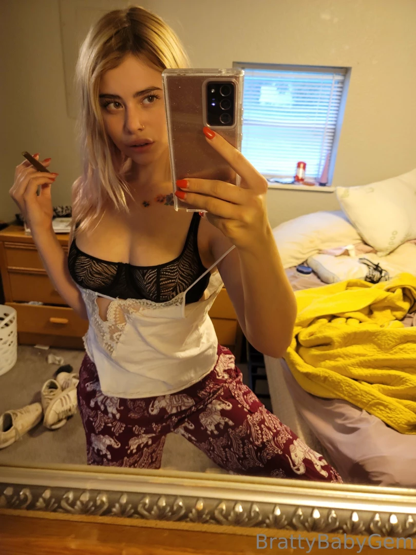 Ur just staring at me w ur cock in ur hands but i know how badly you 