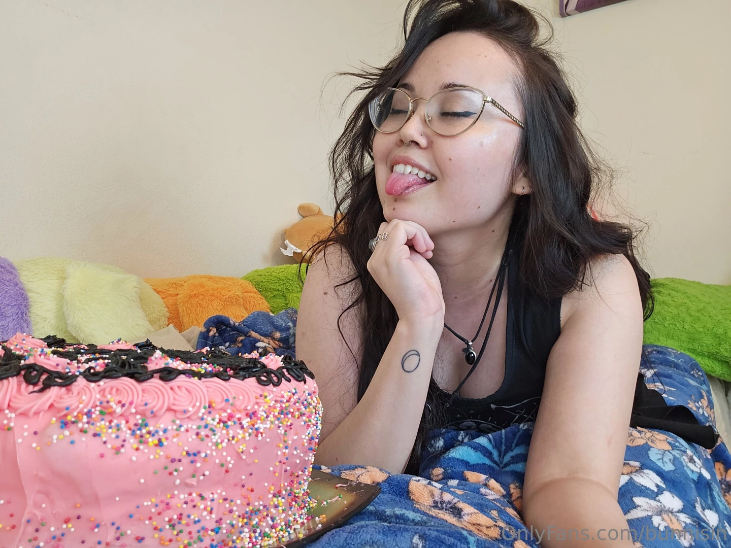 It s the free birthday shoot so sorry it took me so long to get around part 18 