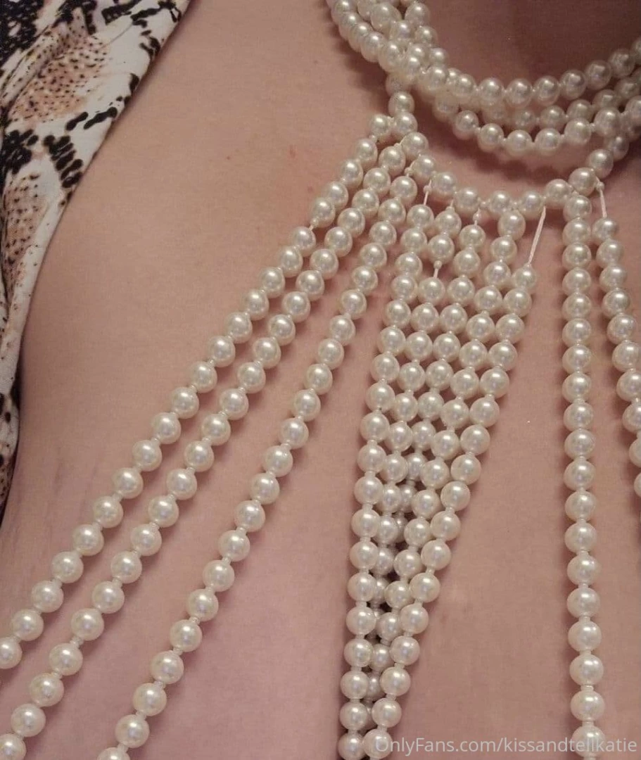 Watch out for an exclusive pic in your dms to see how much or how very 