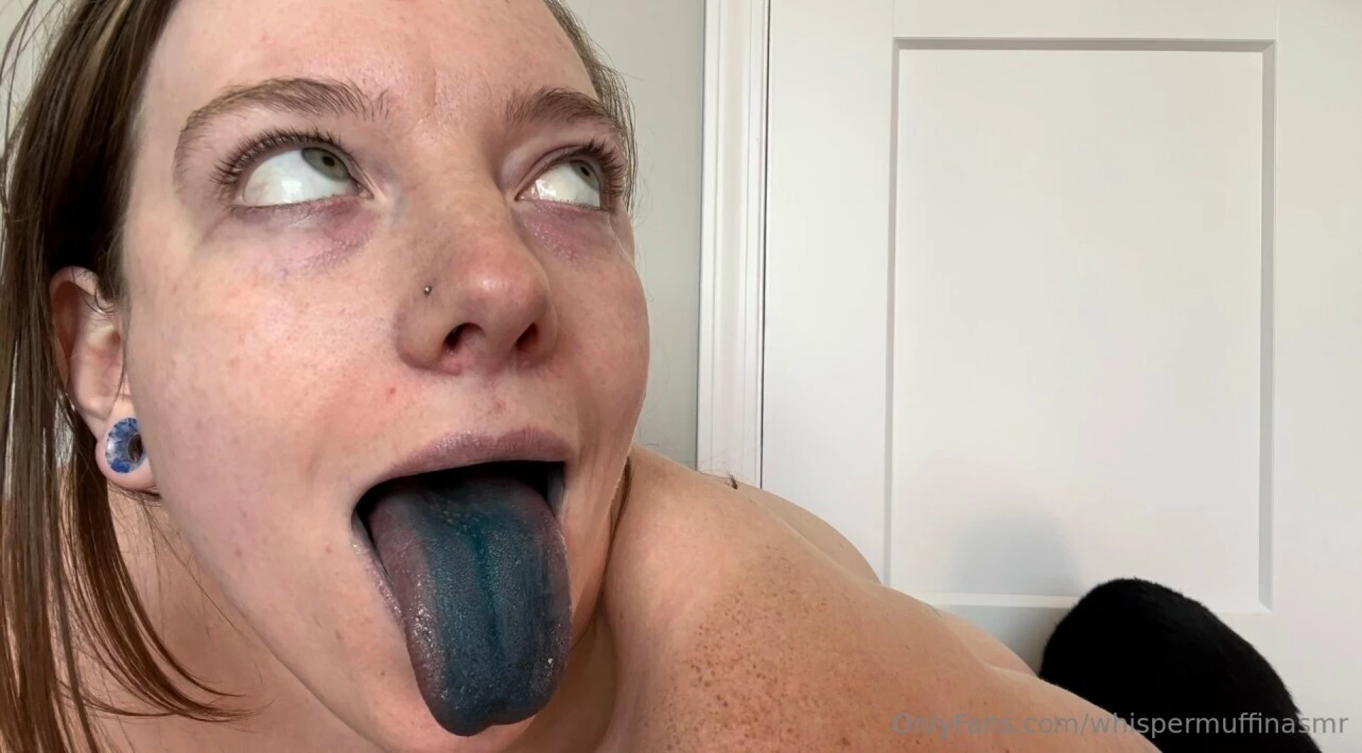Slutty how many licks asmr lots of wet mouth sounds in this one so if part 1 