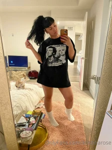 Is it time for bed or are u still trying to chill