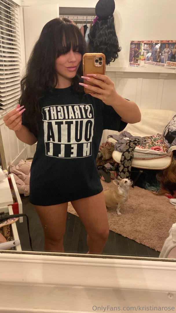 Let s play a game enter my dm on your knees with a minimum tribute of 