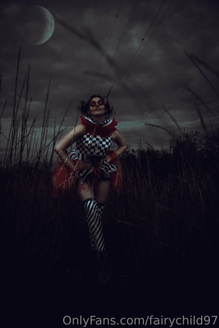 First week of spooky season decided to clown around a little bit first part 11 