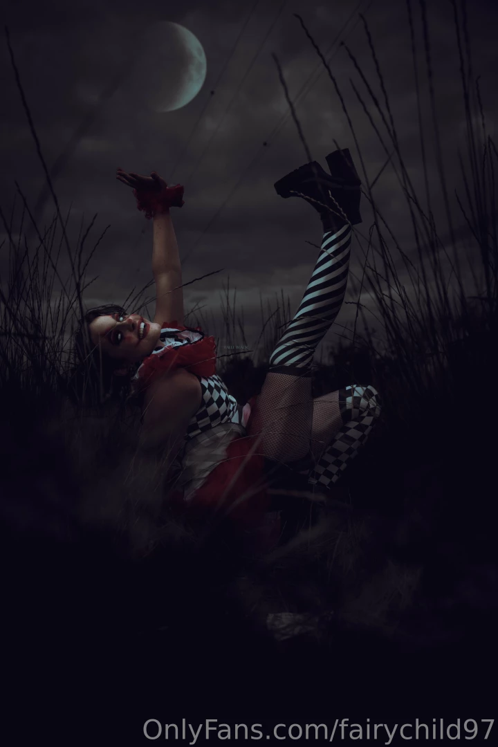 First week of spooky season decided to clown around a little bit first part 5 