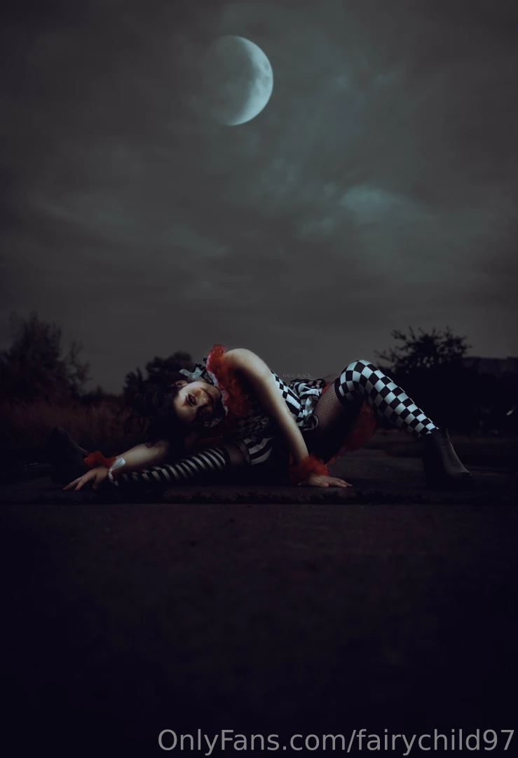 First week of spooky season decided to clown around a little bit first part 6 