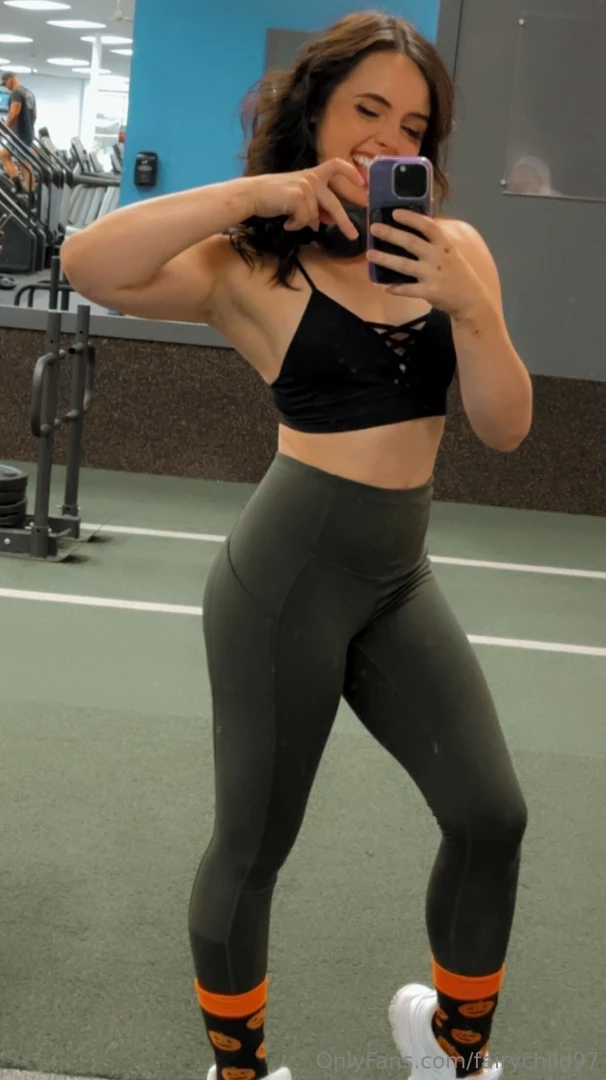 Spooky socks for gym days gotta get those muscles for a kickass wonder 