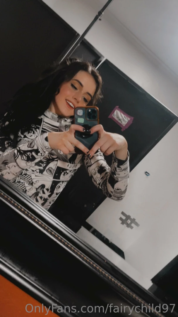 Bathroom selfies in between performing sets are a must part 1 