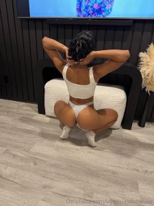 I love to dance like this