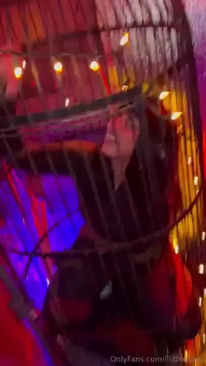 Do you like seeing me in a cage i m totally getting some insane ideas 