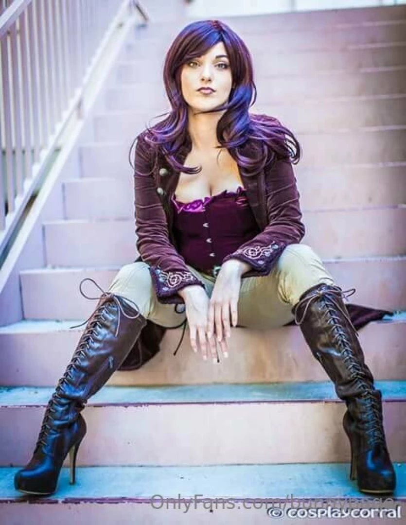 Capt mal reynolds from firefly anyone a fan even though it wasn t part 2 