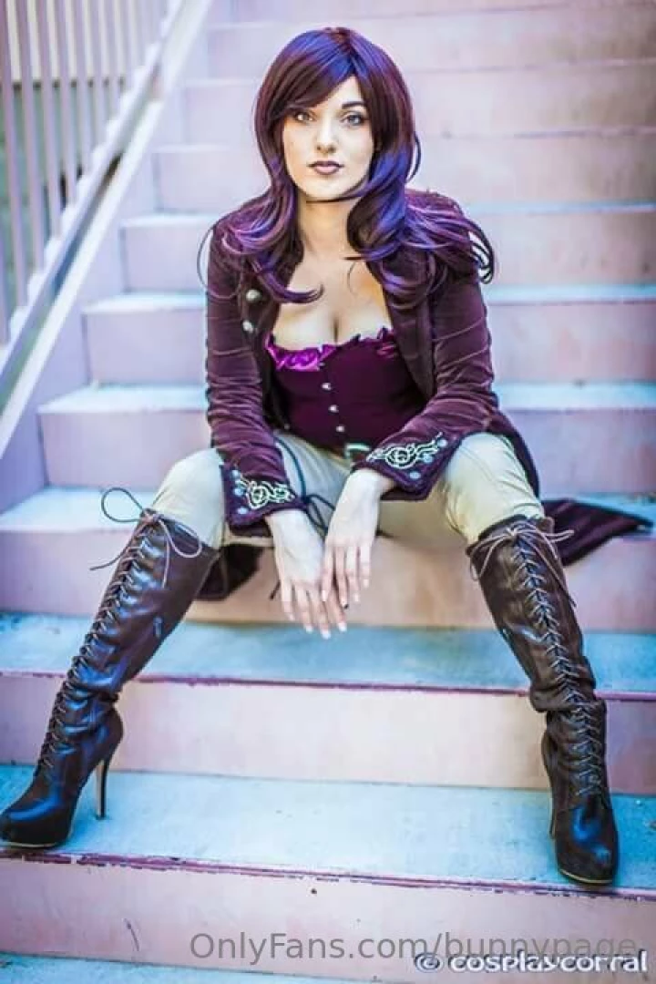 Capt mal reynolds from firefly anyone a fan even though it wasn t part 1 