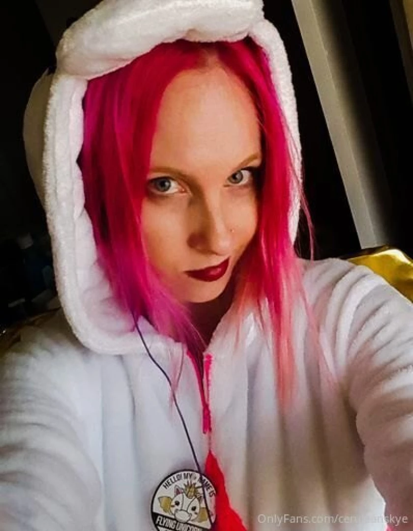 I loooove my unicorn onesie it is so warm and soft what do you think 