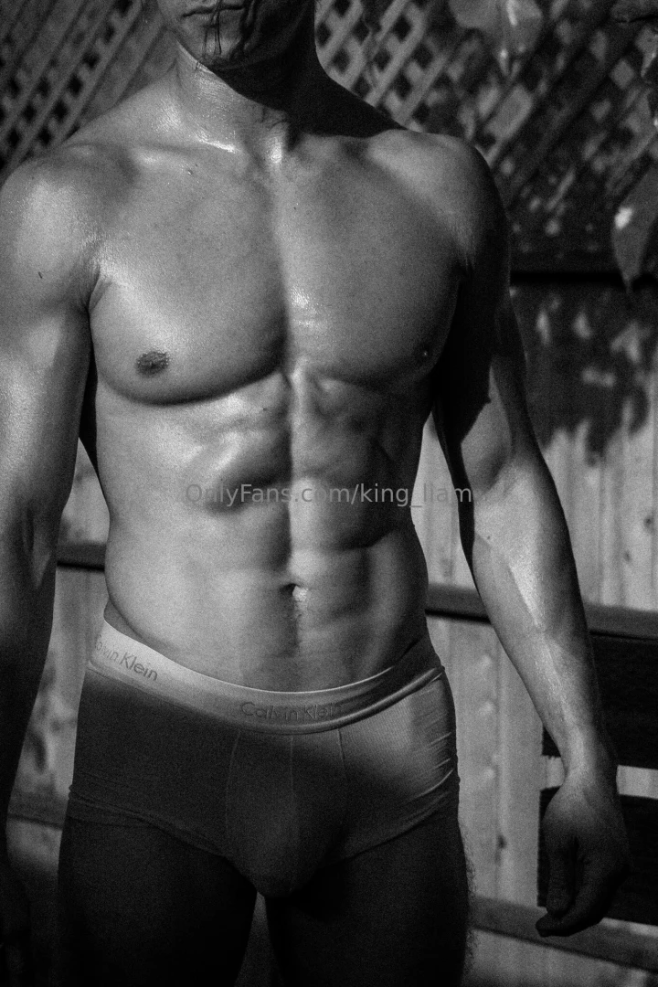 All my muscles are made to love you the right way 