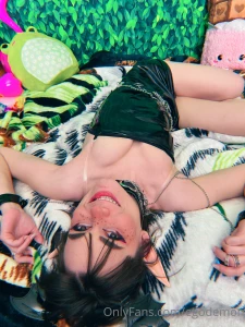 Hehe look at me i m upside down part 2