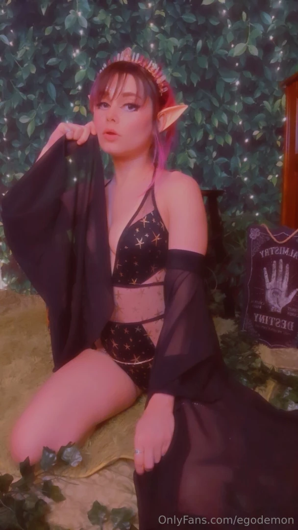 This lil elf missed you xoxoxo part 1 