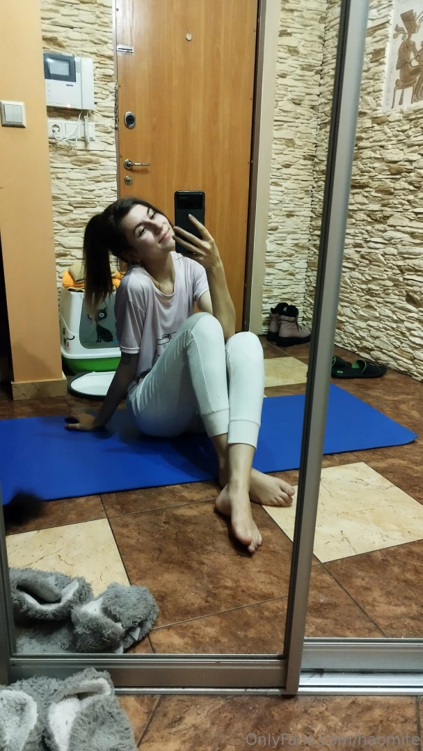 Any new goals for this year mine s to be happy each day stay possitive 