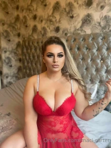 Videos on wall my vip page is macivip i don t post any ads on there