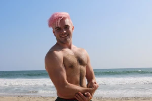 Found these old photos miss the pink hair lol youngin part 4