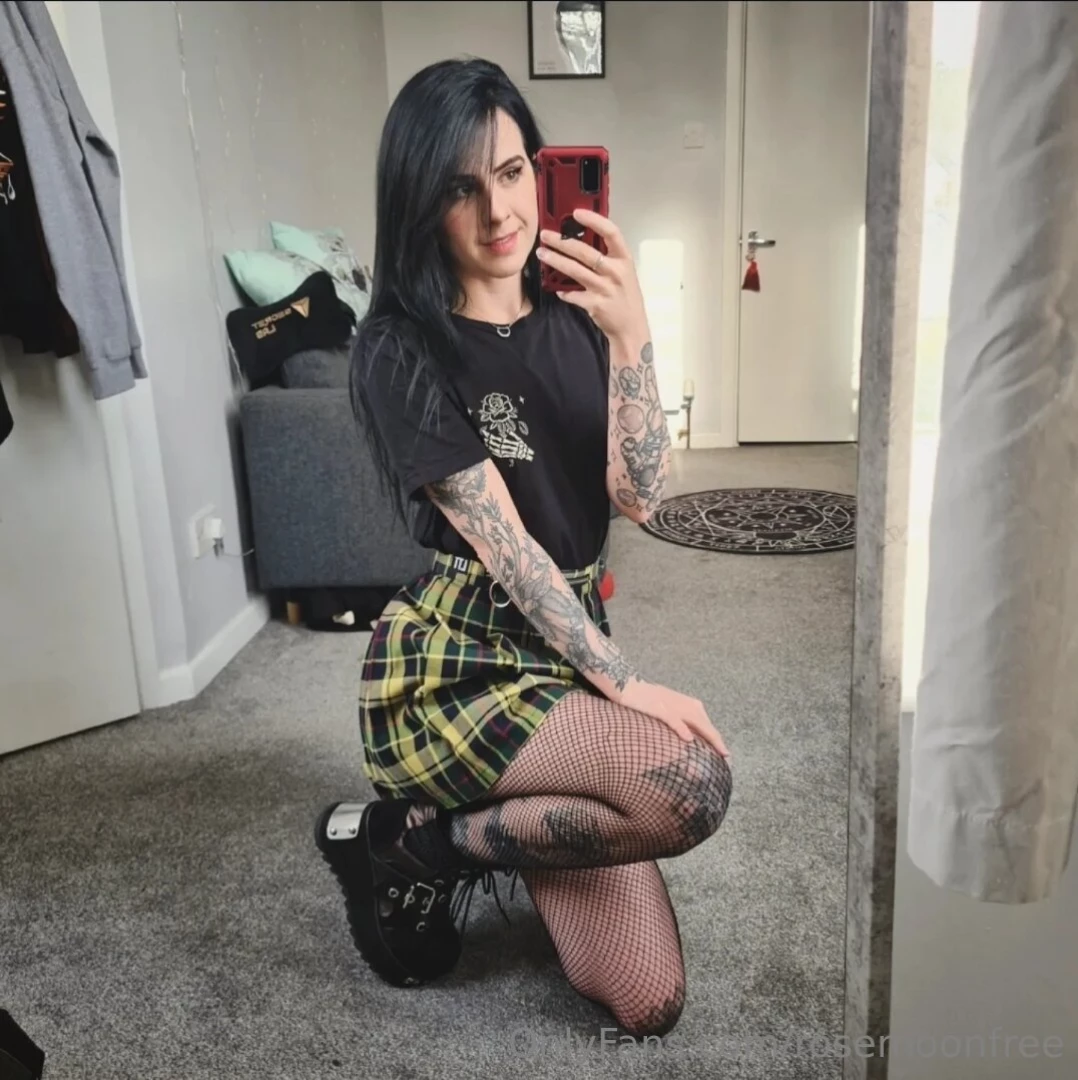 Yellow can be emo sometimes too right 