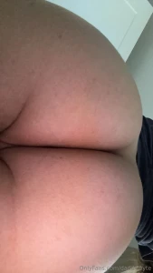 Imma put a bow on top and be under your tree