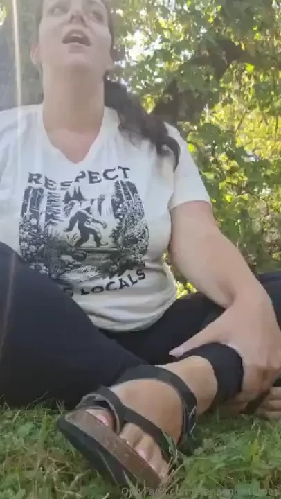 I know how much you love when i tease and make you worship them in 