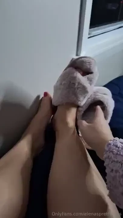 Happy valentines day lovers a special foot job video for all my foot 