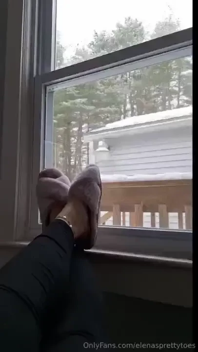 Let s slowwwwww things down and relax a bit sit back relax and take in 