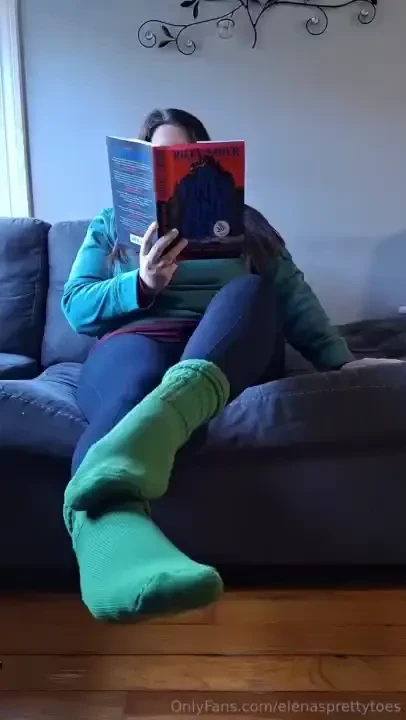 Day 3 of wear is when the smell starts to fill the room take a whiff part 9 