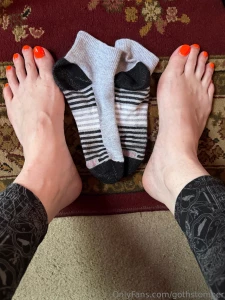 If you were looking to enjoy my socks i finally have my sock postings part 2