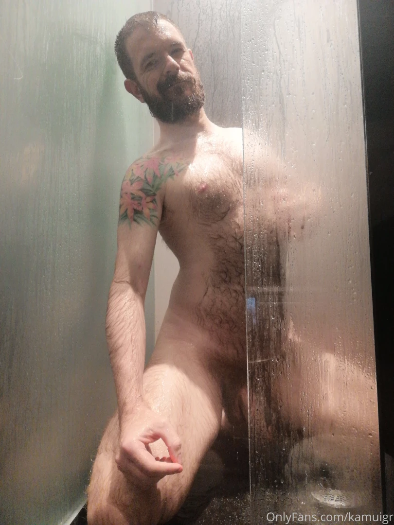 I love the light in this shower so much though part 1 