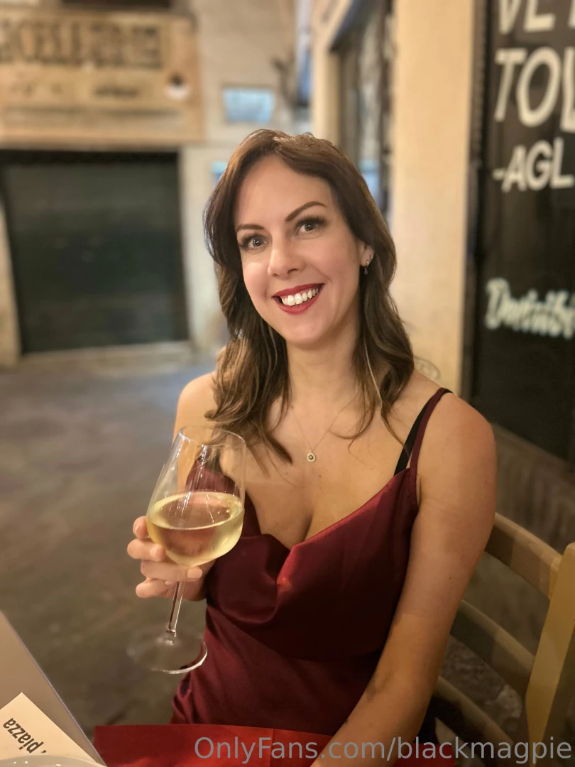 Curious about me for more spicy content subscribe now https onlyfans 