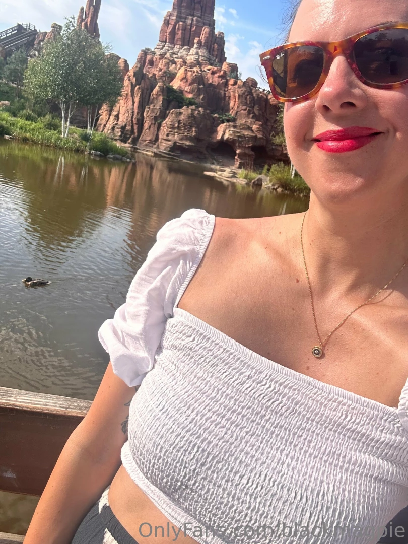 After an action packed day at disney yesterday followed by all-day part 1 