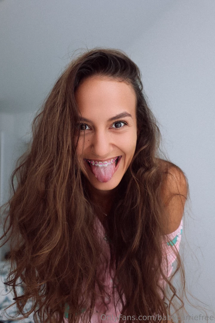 I put braces with pink elastic bands back on it was very important to 